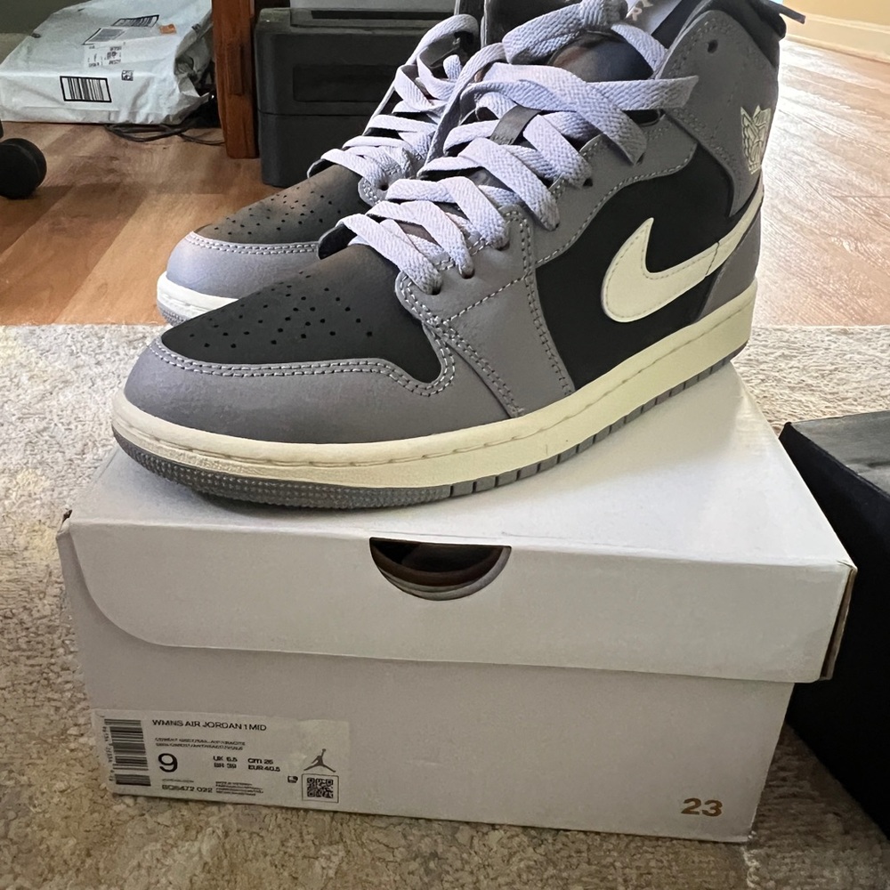 Women’s Air Jordan 1 Mid “cement grey” size 9W
